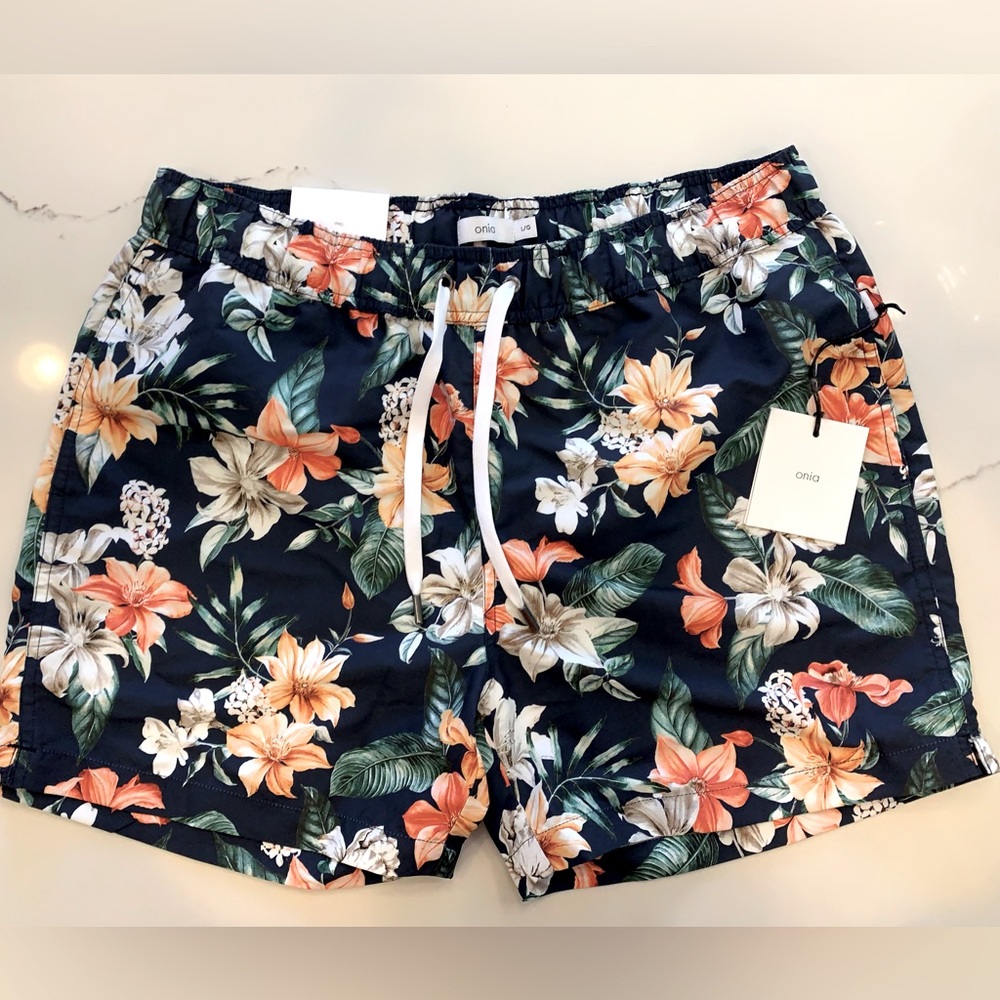 Onia 5” Tropic bloom Swim Trunks Men’s Size L